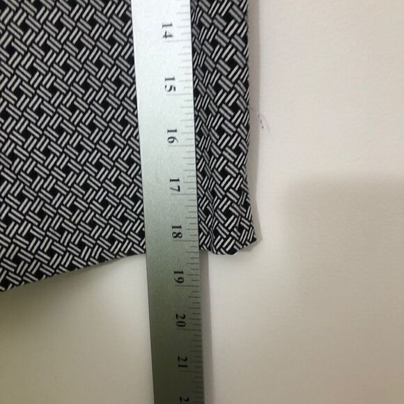 NWT Est 1946 24W Really Nice Black & White Skort!! - Picture 8 of 9